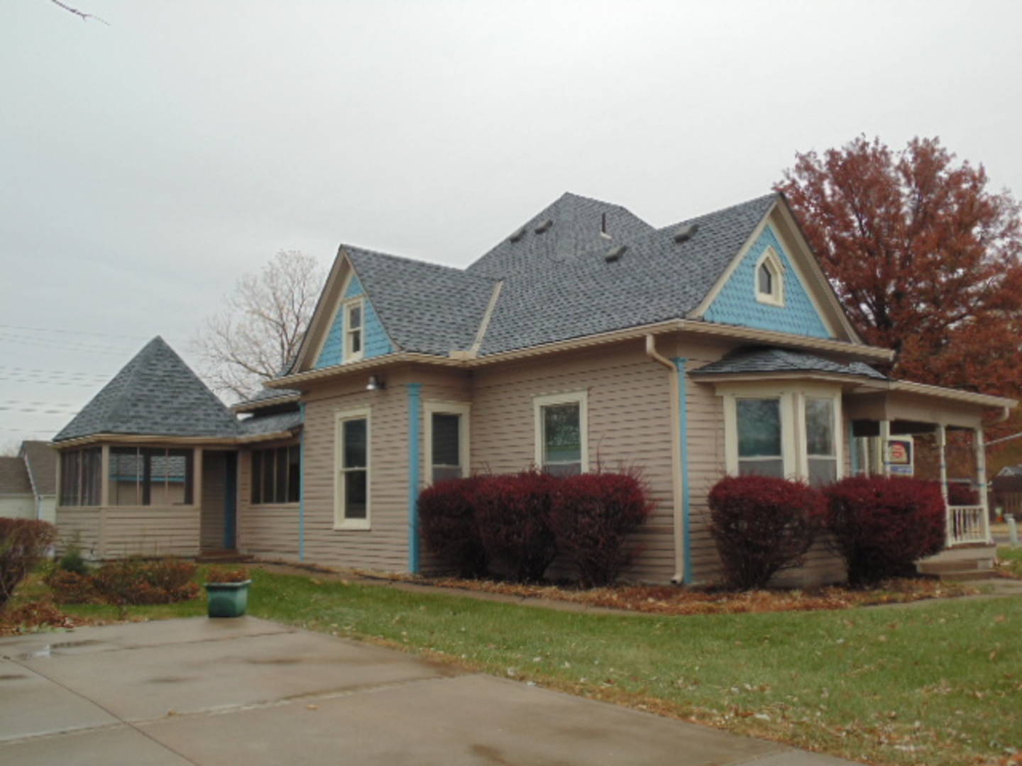 Brivity 12912 Grandview Road Grandview, MO 64030 Virtual Tour