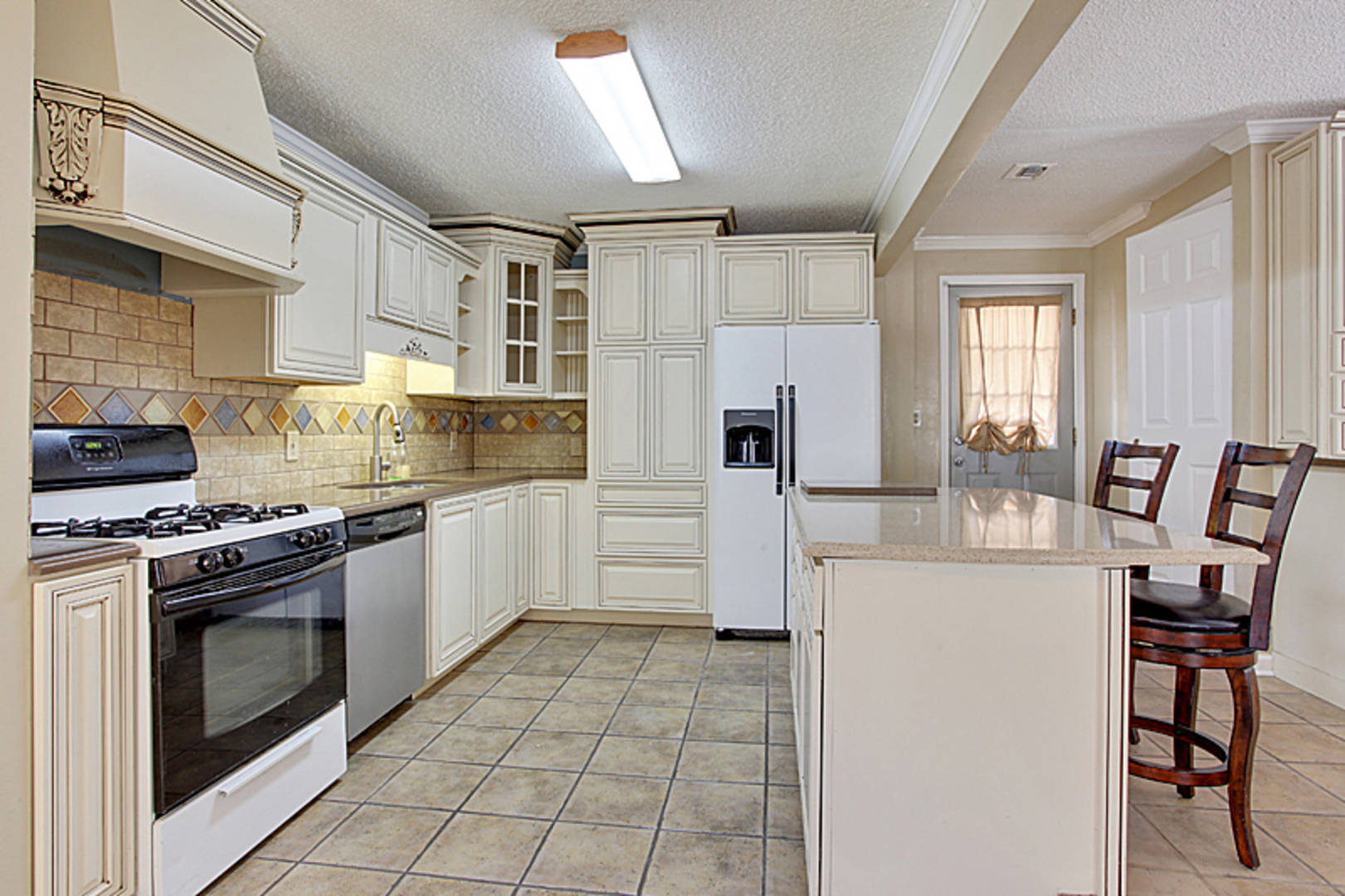 Brivity 209 Mimosa Avenue Luling, LA 70070 Virtual Tour