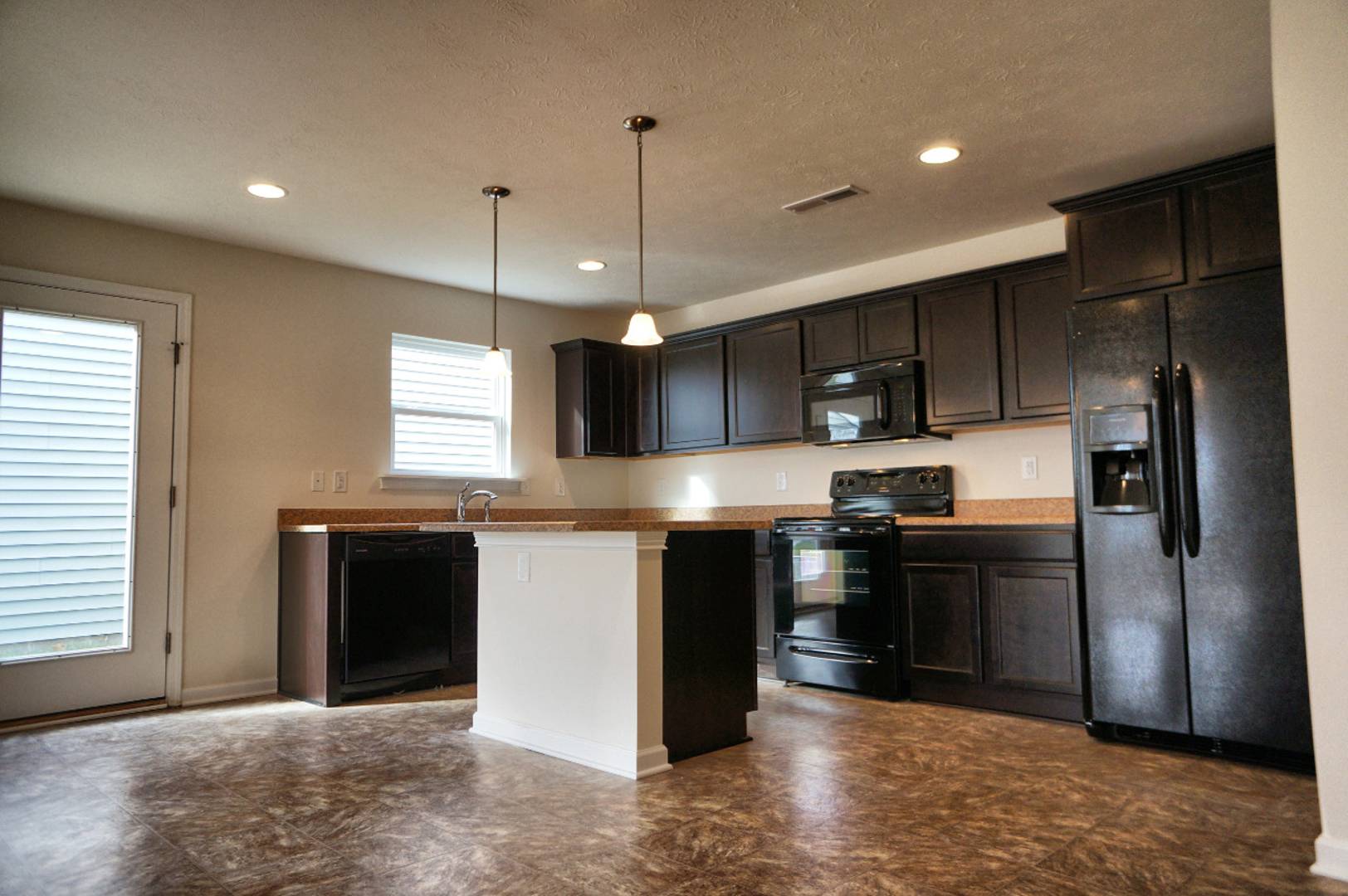 Brivity 2606 Chilton Drive Lafayette, IN 47909 Virtual Tour