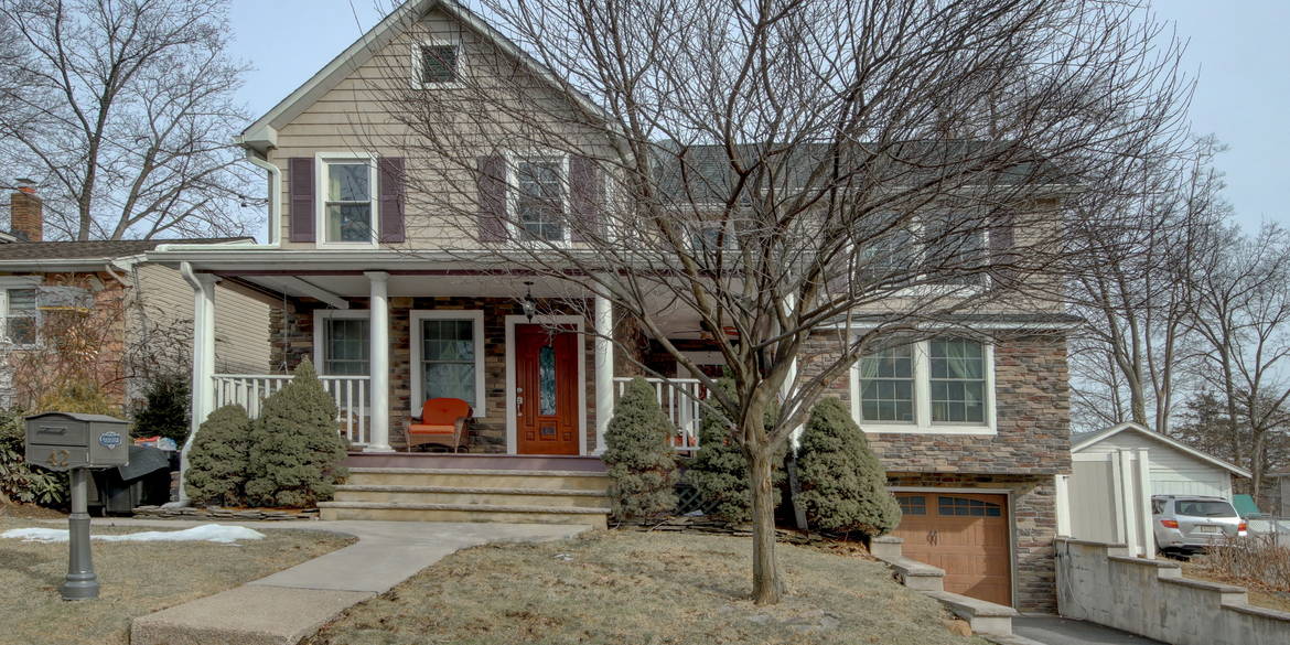 Brivity 42 Washington Ave River Edge, NJ 07661