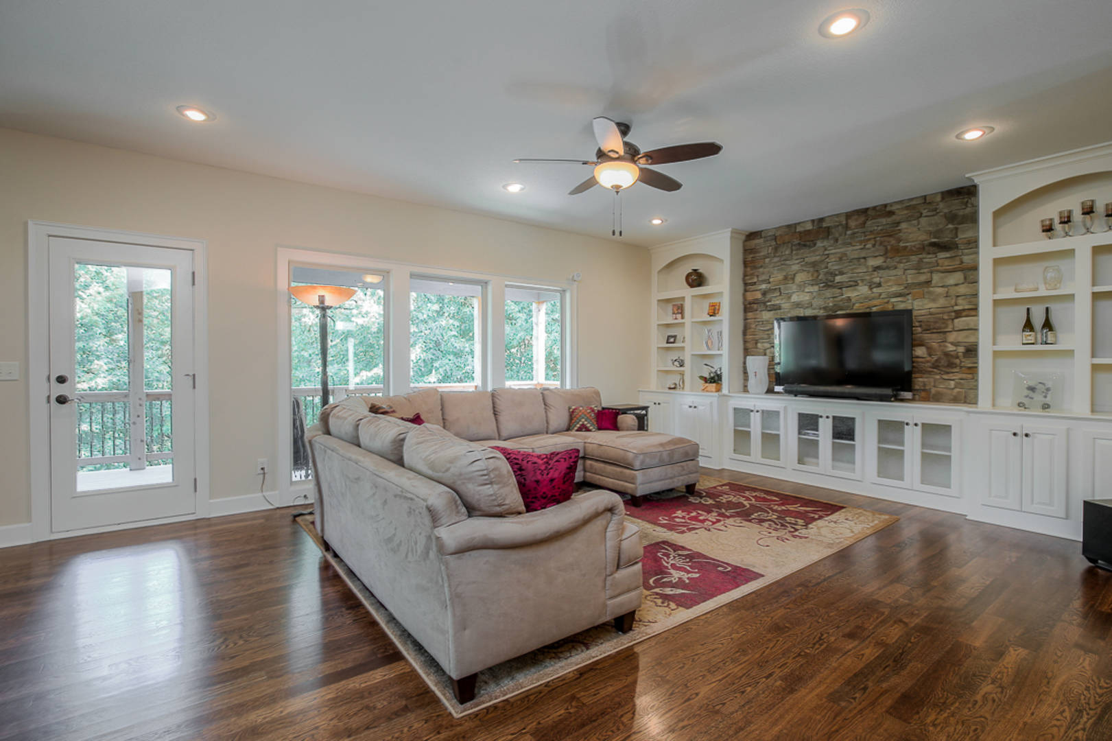 4602 Verona Drive Riverside, MO 64150