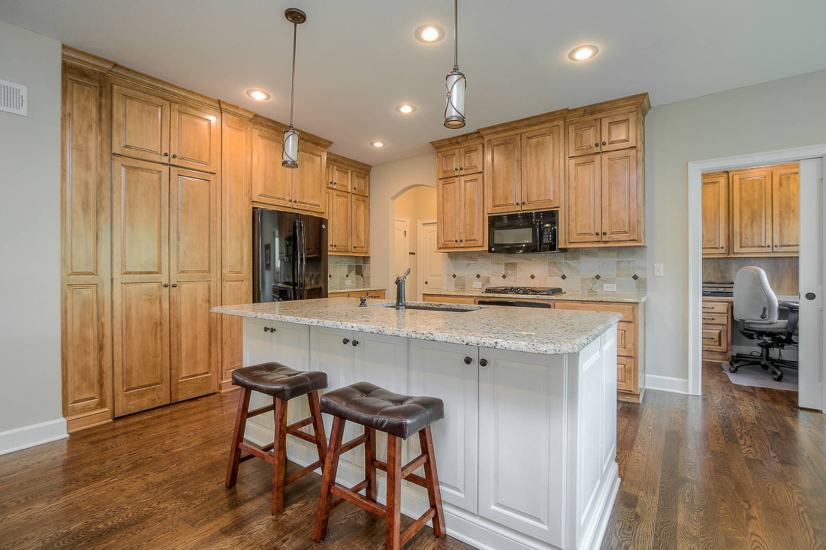 4602 Verona Drive Riverside, MO 64150