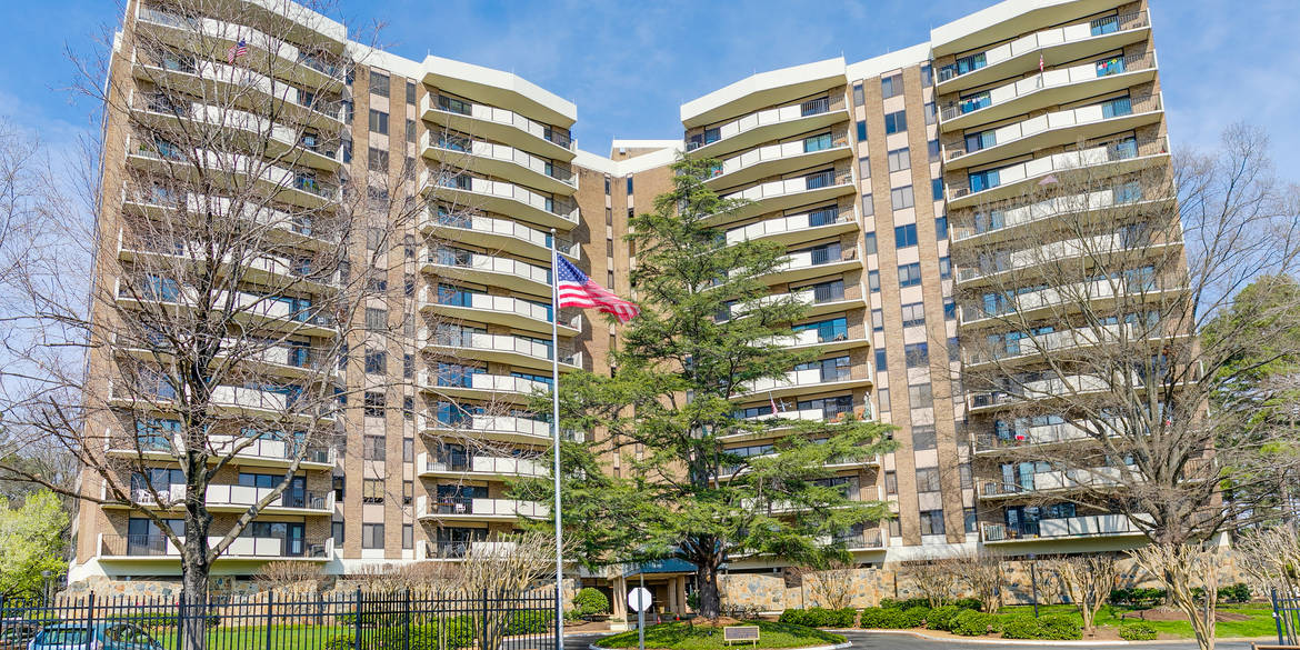 Brivity 2956 Hathaway RD, Unit 708 Richmond, VA 23225