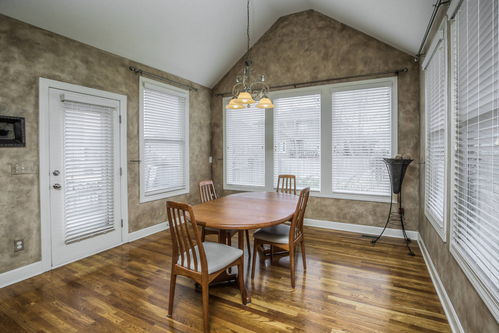 16181 South Locust Street Olathe, KS 66062