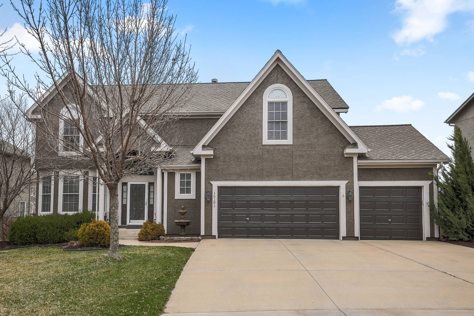 16181 South Locust Street Olathe, KS 66062