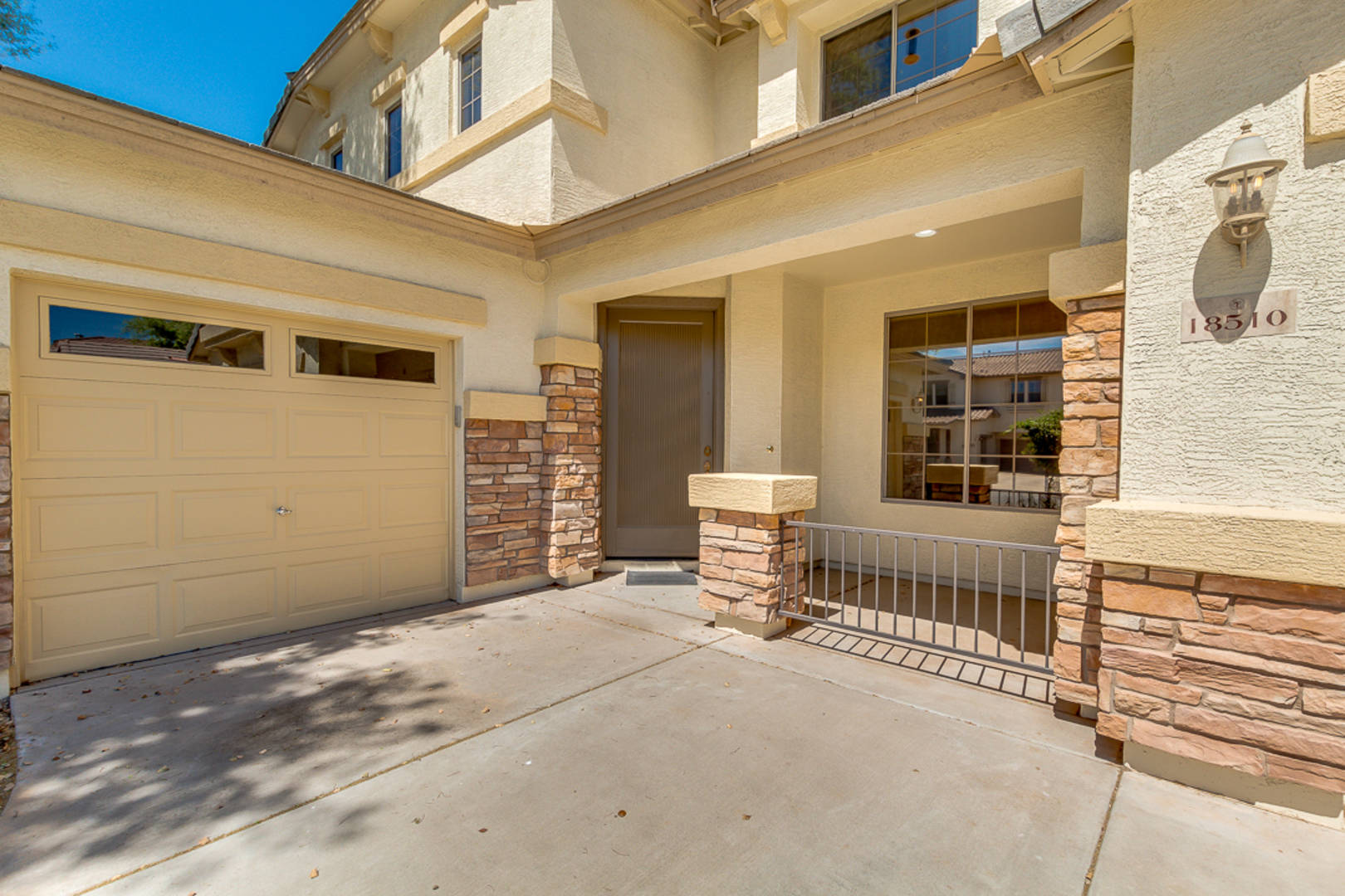 18510 E Oak Hill Lane Queen Creek, AZ 85142