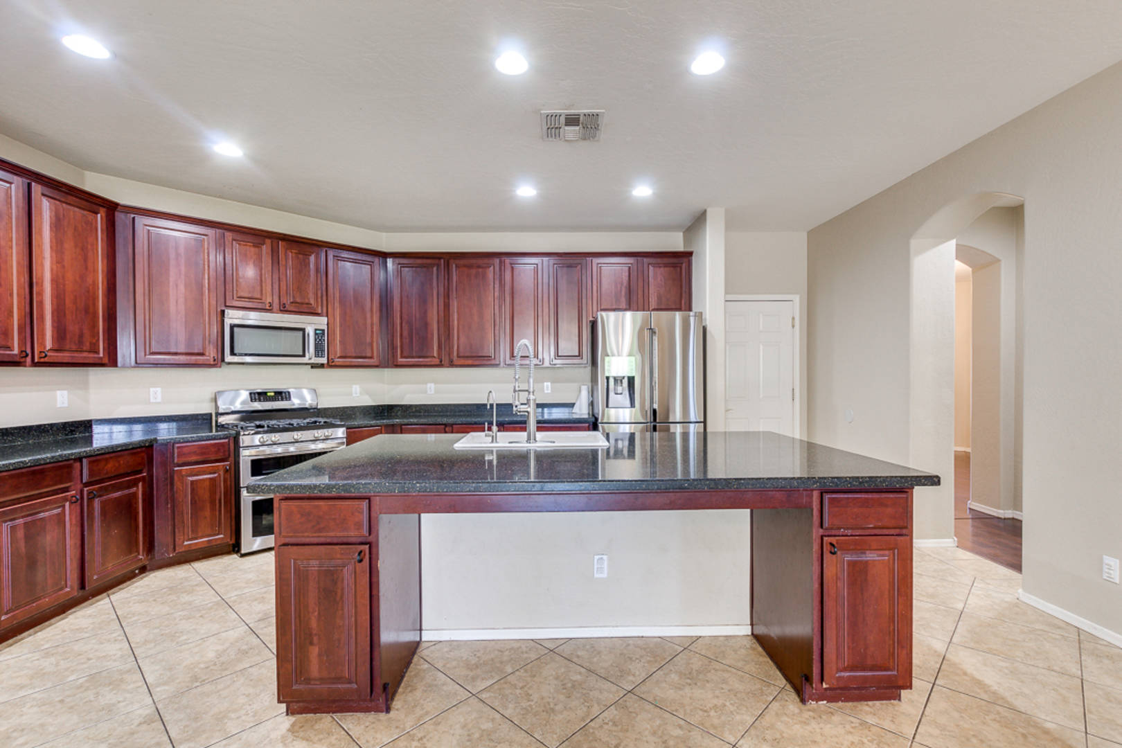 18510 E Oak Hill Lane Queen Creek, AZ 85142