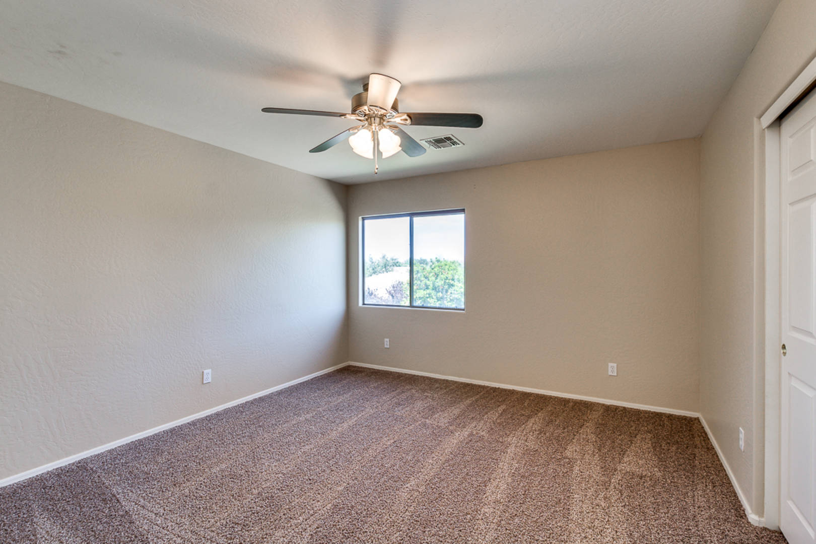 18510 E Oak Hill Lane Queen Creek, AZ 85142