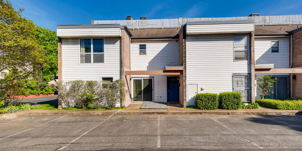 Brivity 3809 Manchaca RD UnitB Austin, TX 78704