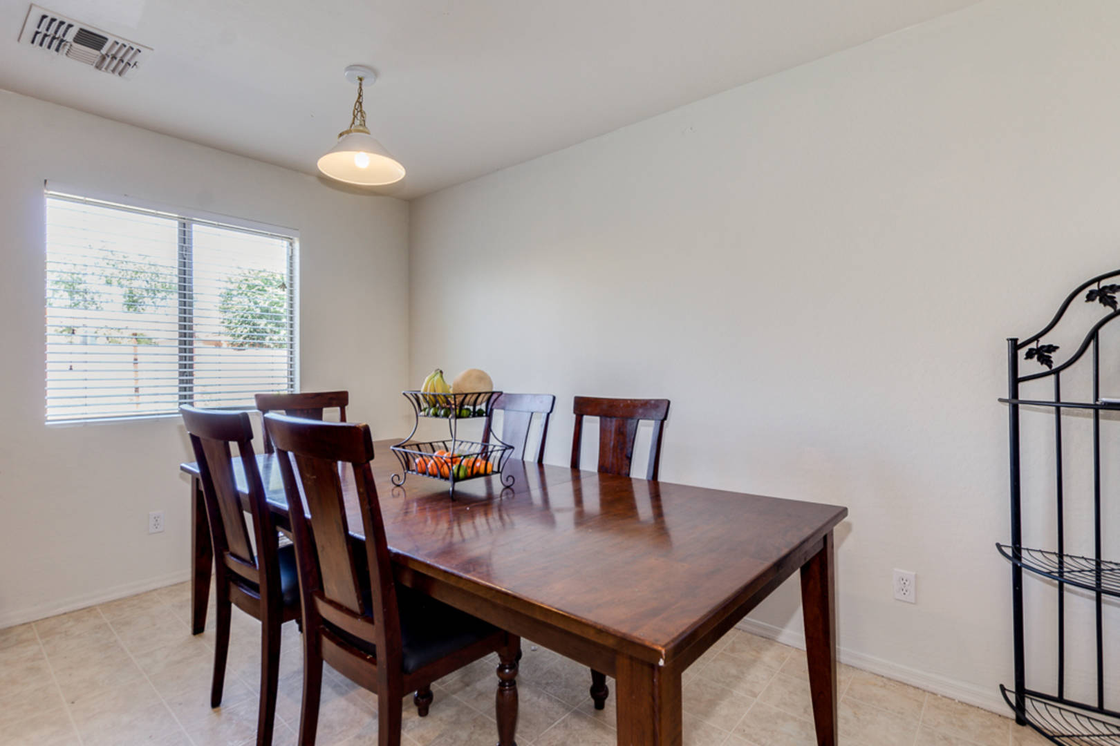8338 W Kingman St Tolleson, AZ 85353