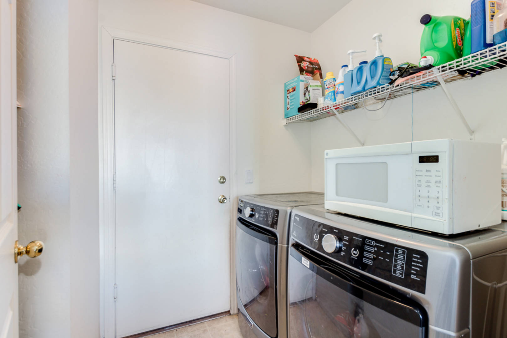 8338 W Kingman St Tolleson, AZ 85353