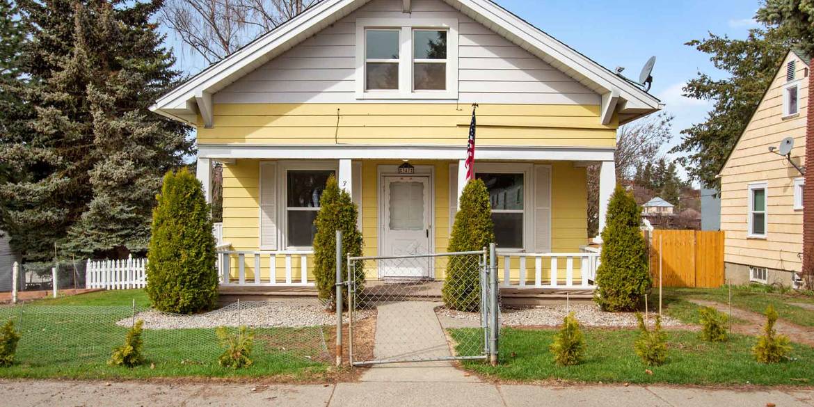 Brivity 347 S. Crosby Tekoa, WA 99033