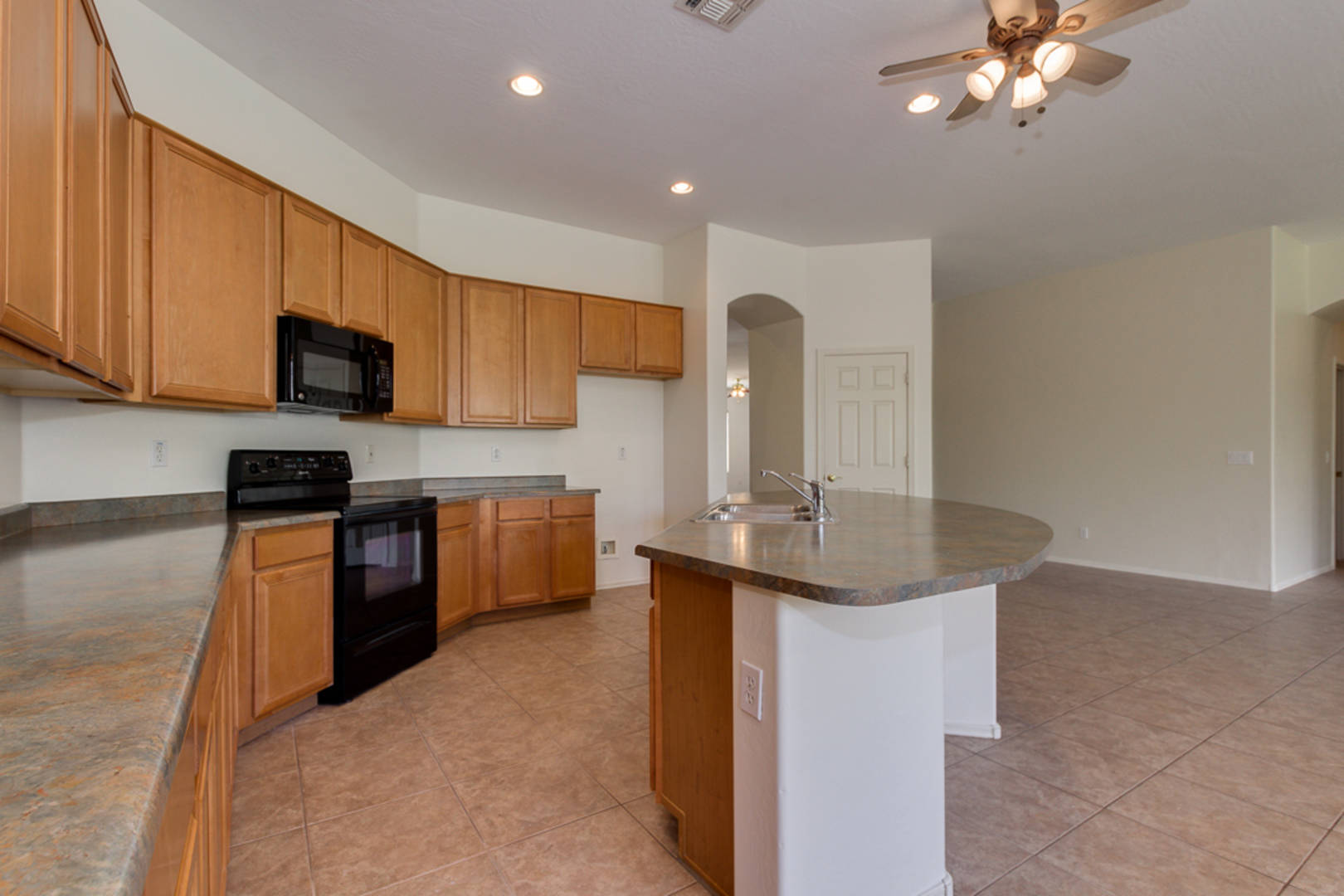 8664 E Halifax St Mesa, AZ 85207