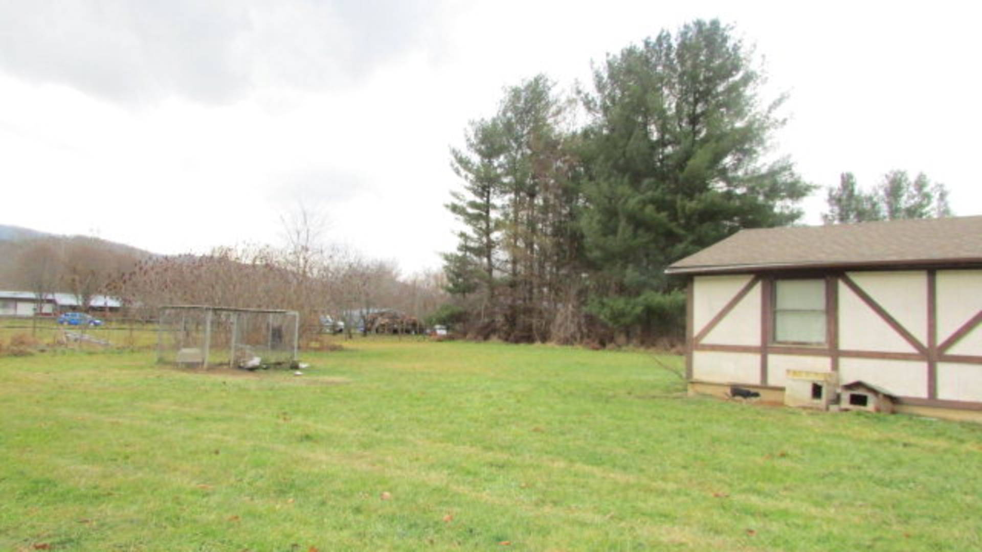 Brivity 73 Fruitwood Lane Bastian, VA 24314 Virtual Tour