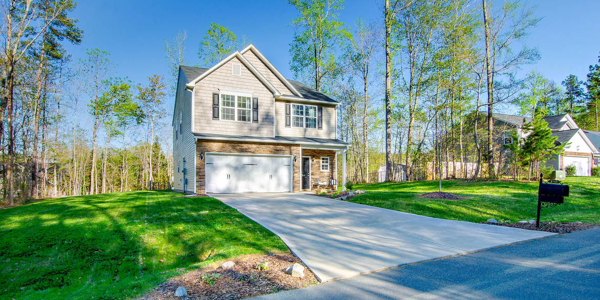 Brivity 2946 Mimosa Court Randleman, NC 27317