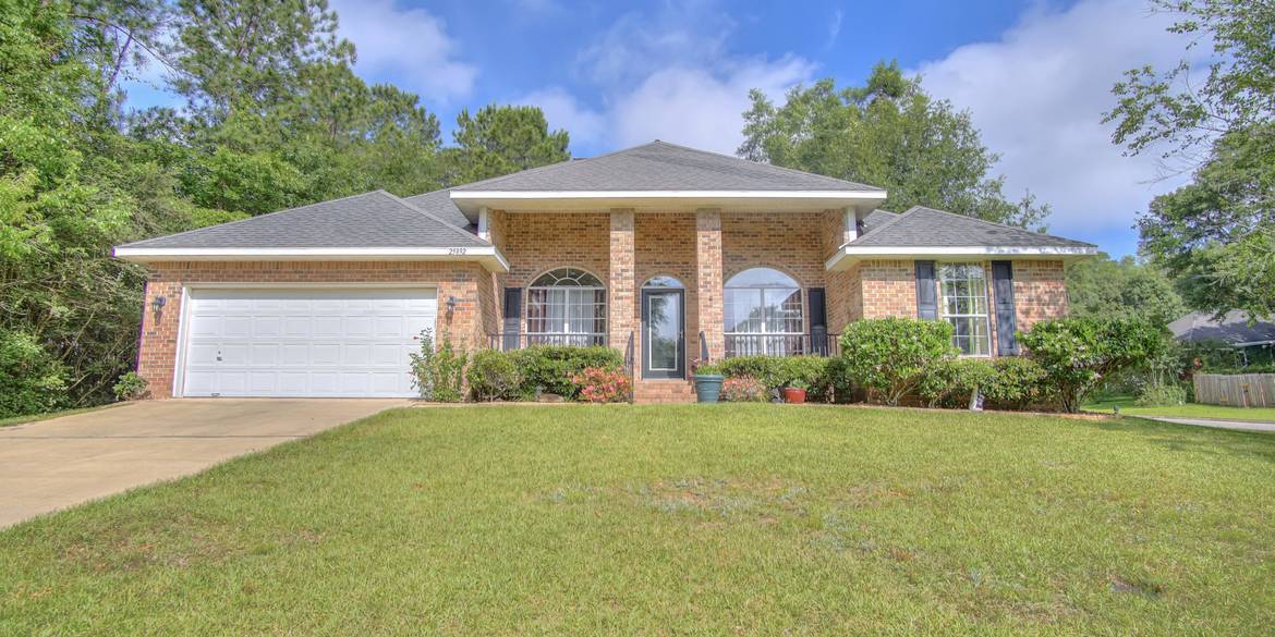 Brivity 25892 Lakeland Drive Loxley, AL 36551