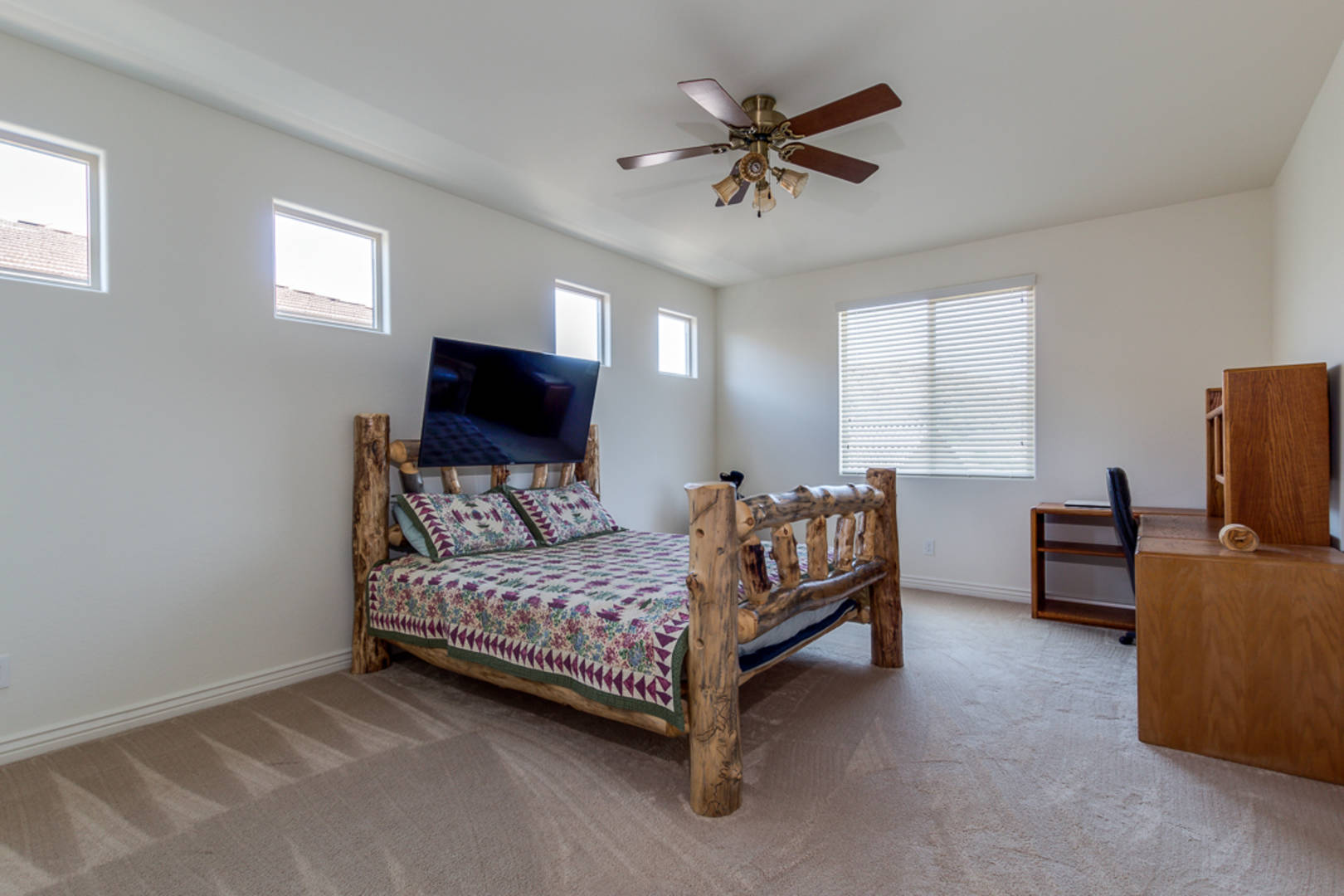 10275 W Fetlock Trl  Peoria, AZ 85383