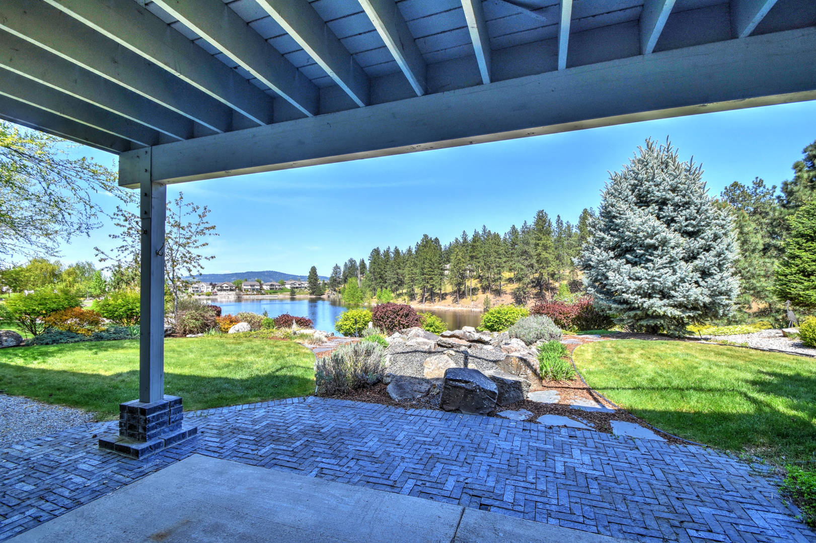 Brivity 859 S Shelley Lake Spokane Valley, WA 99037 Virtual Tour