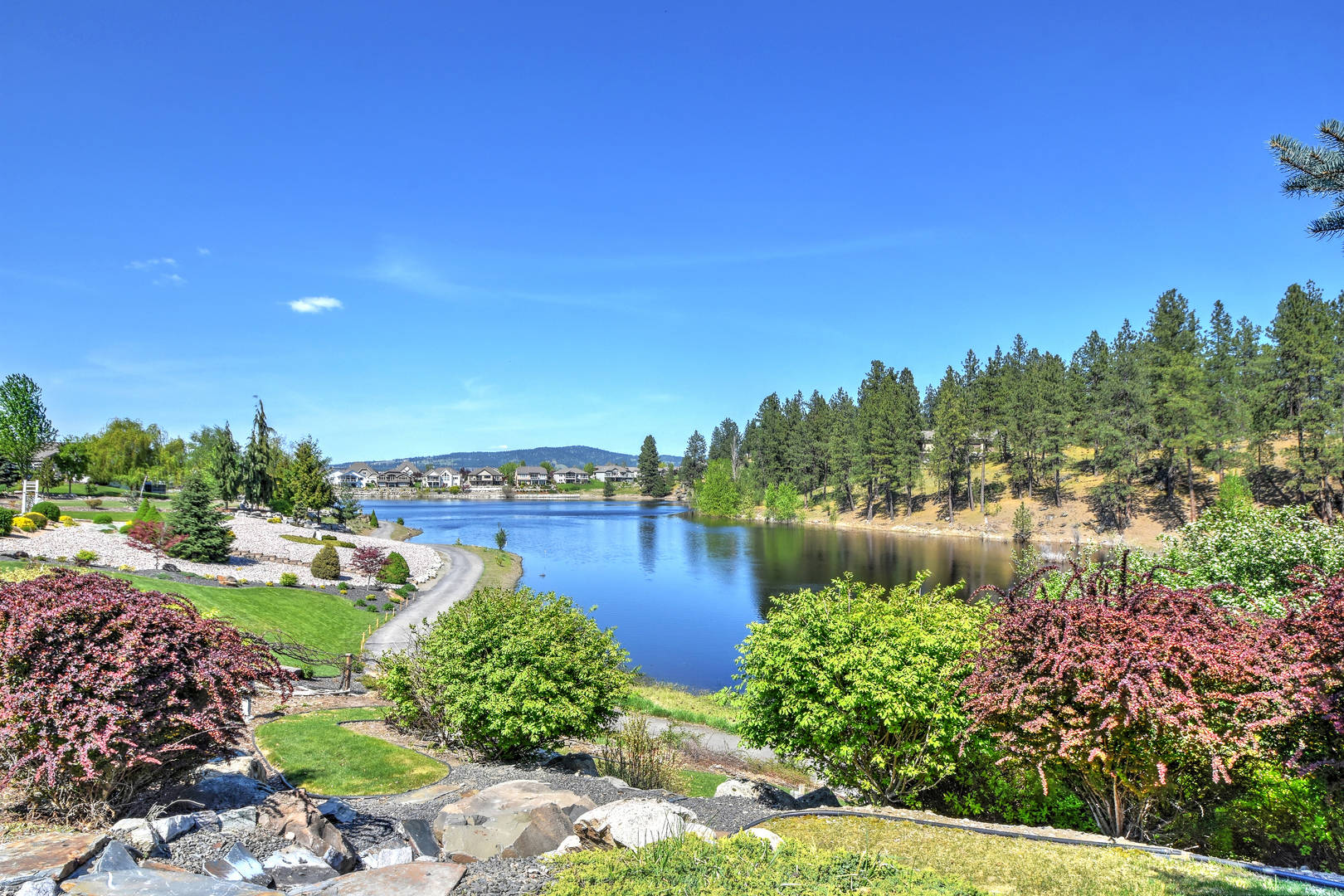 Brivity 859 S Shelley Lake Spokane Valley, WA 99037 Virtual Tour