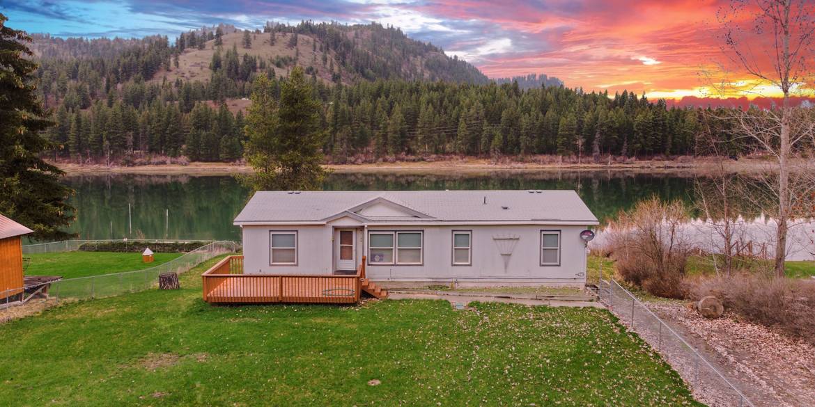 Brivity 491 Dilling Rd. Cusick, WA 99119