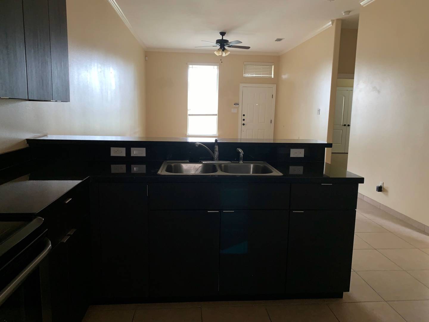 Brivity 3217 W Sprague St Unit 1 Edinburg, TX 78539 Virtual Tour