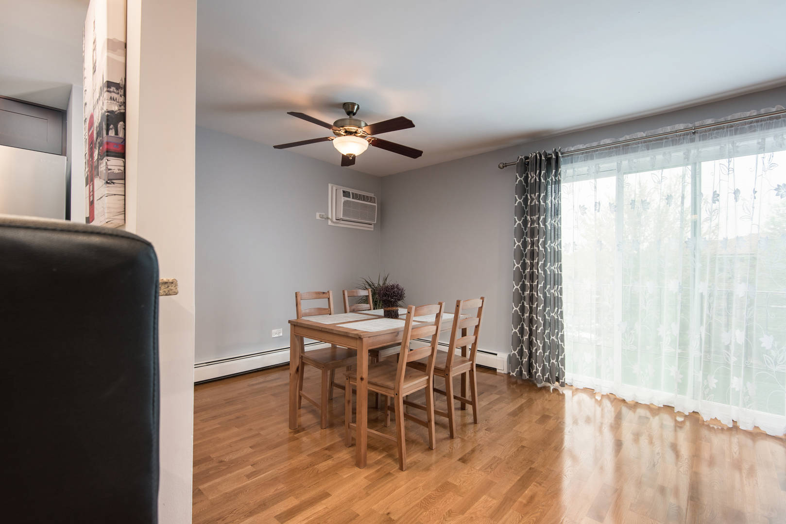 7105 W 98th St #304 Chicago Ridge, IL 60415