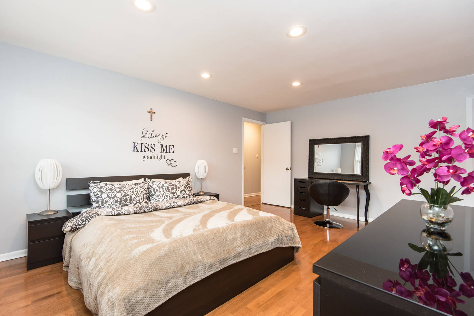 7105 W 98th St #304 Chicago Ridge, IL 60415