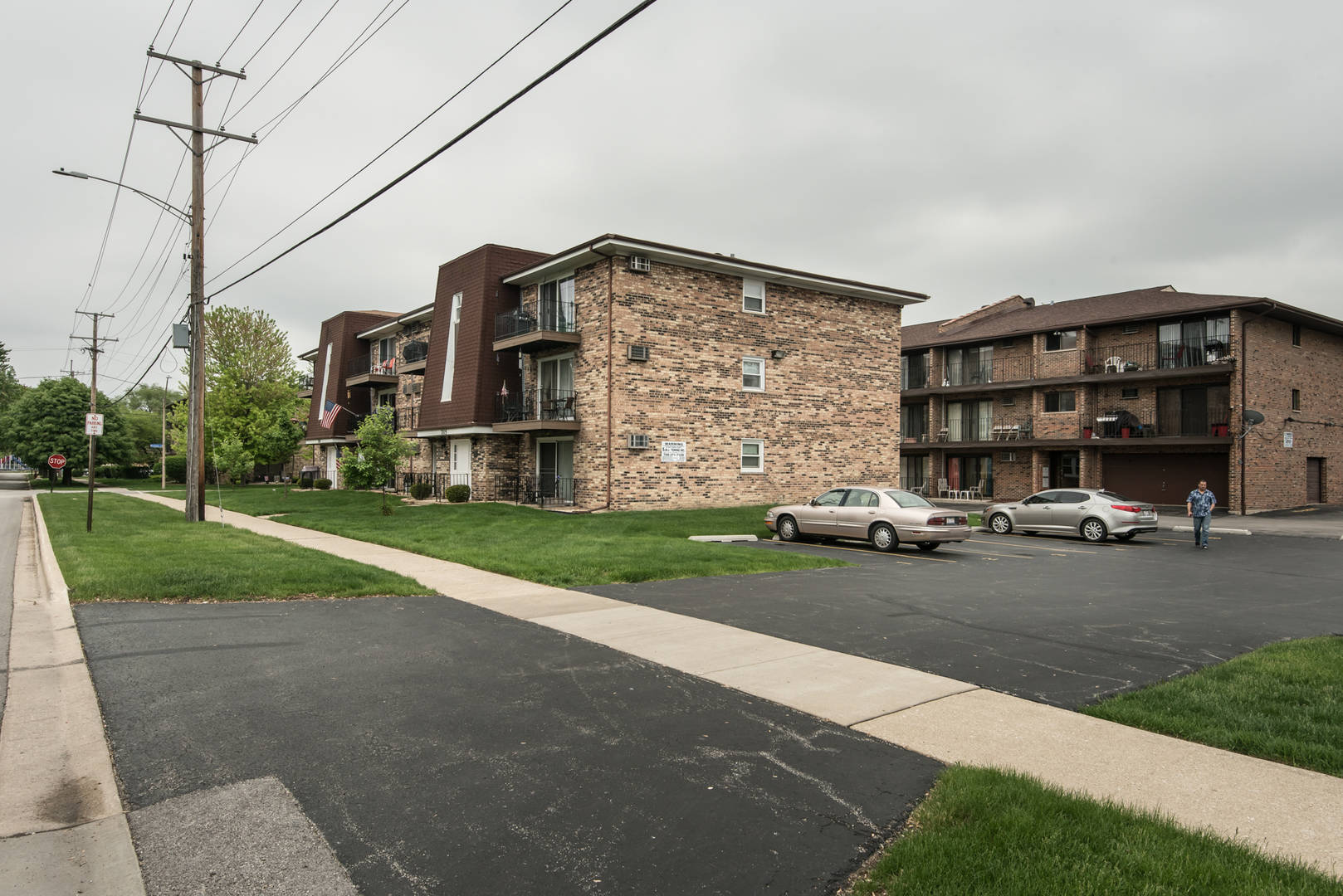 7105 W 98th St #304 Chicago Ridge, IL 60415