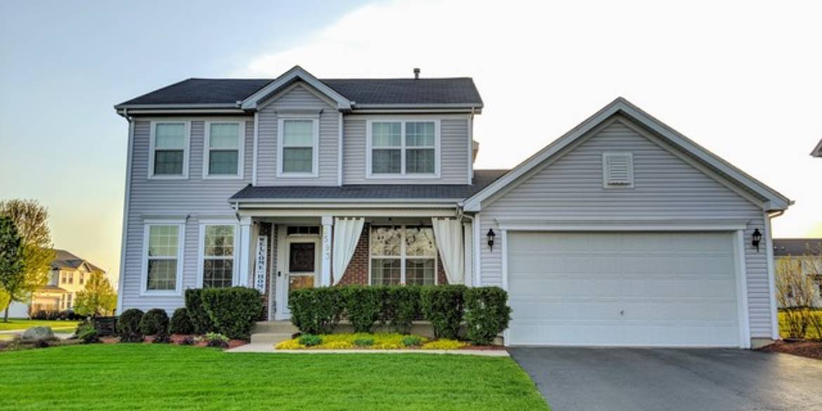 Brivity 2593 Robert Ln Montgomery, IL 60538