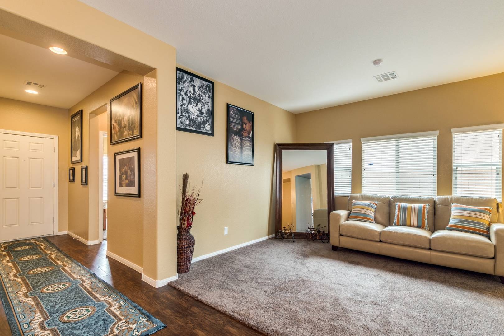 4632 N Del Laguna Ct North Las Vegas, NV 89031
