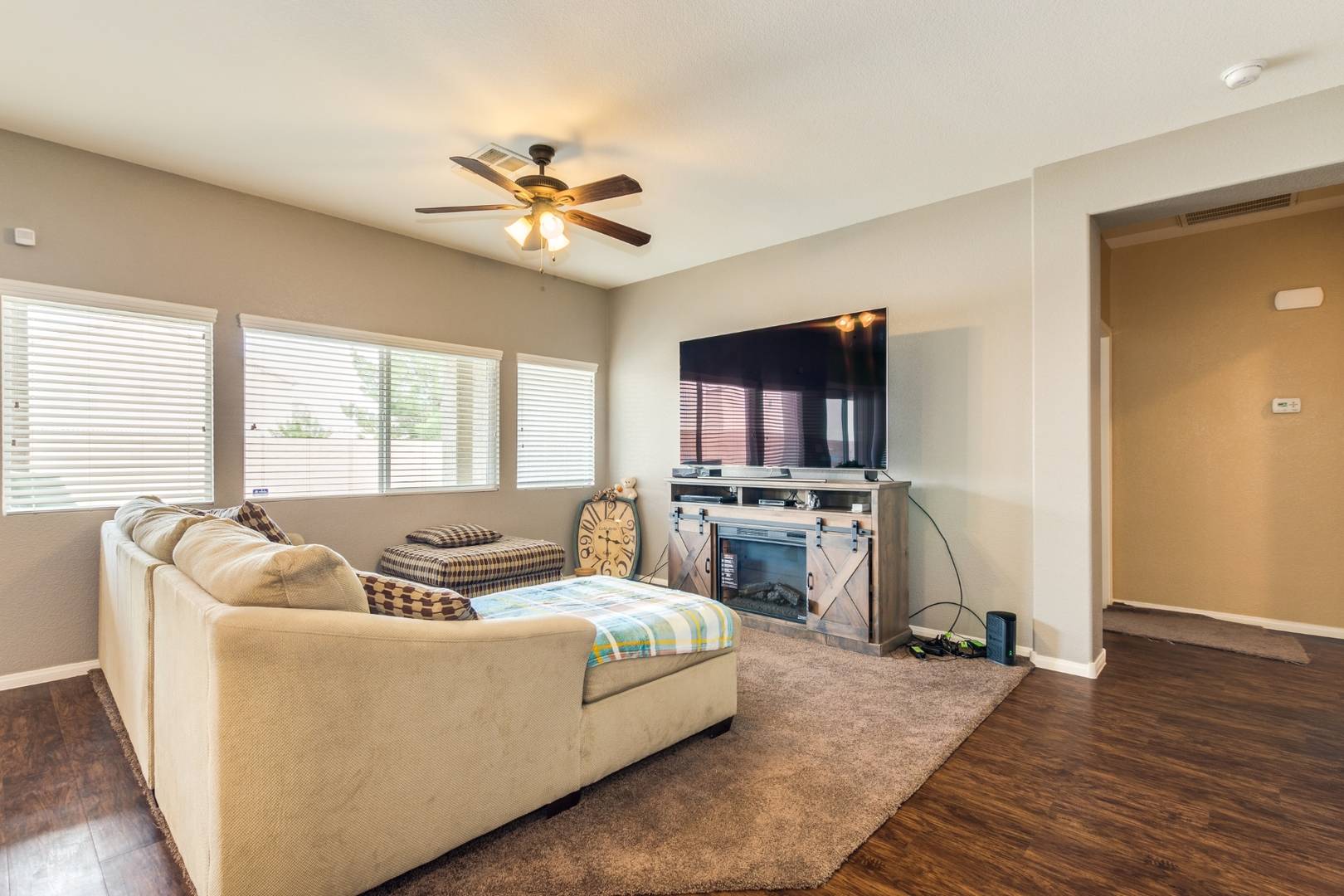 4632 N Del Laguna Ct North Las Vegas, NV 89031