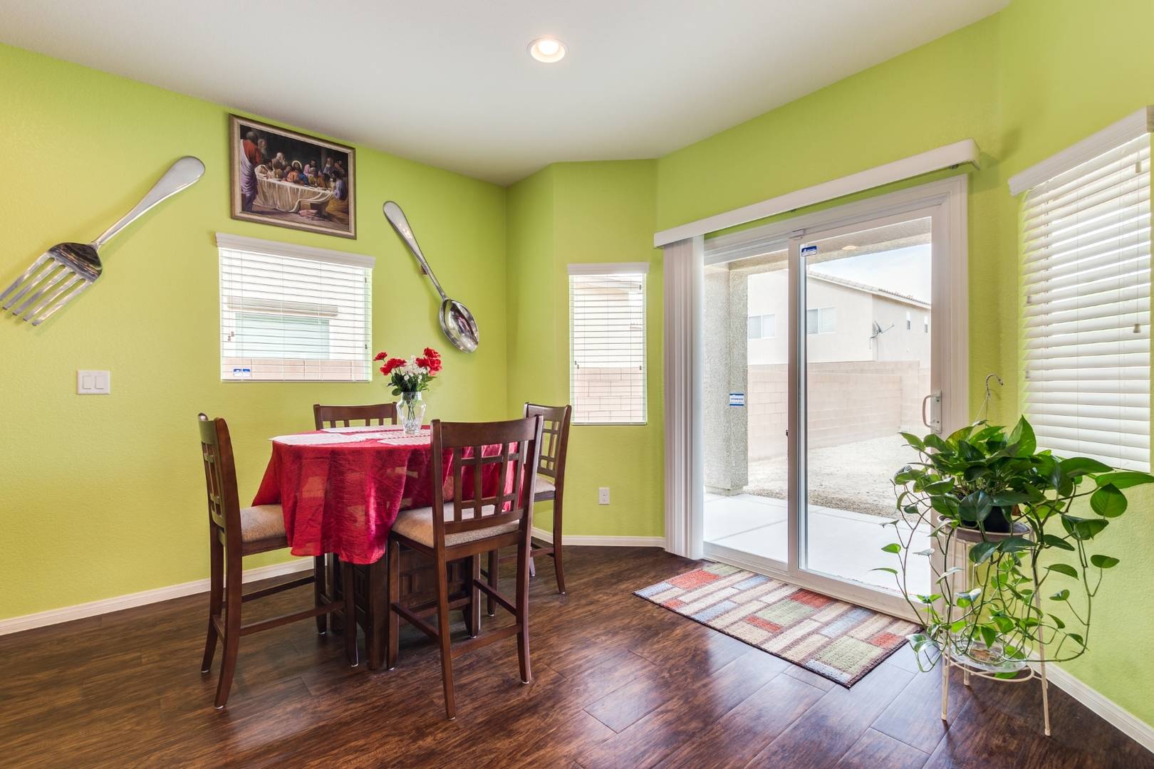 4632 N Del Laguna Ct North Las Vegas, NV 89031