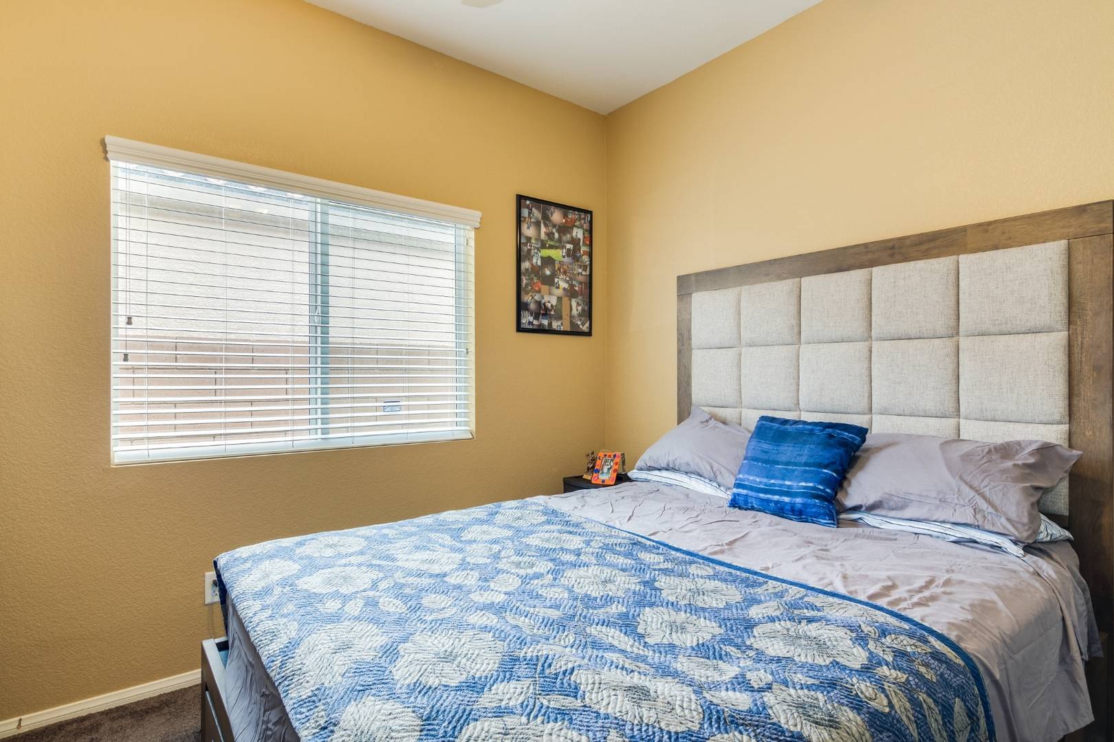 4632 N Del Laguna Ct North Las Vegas, NV 89031