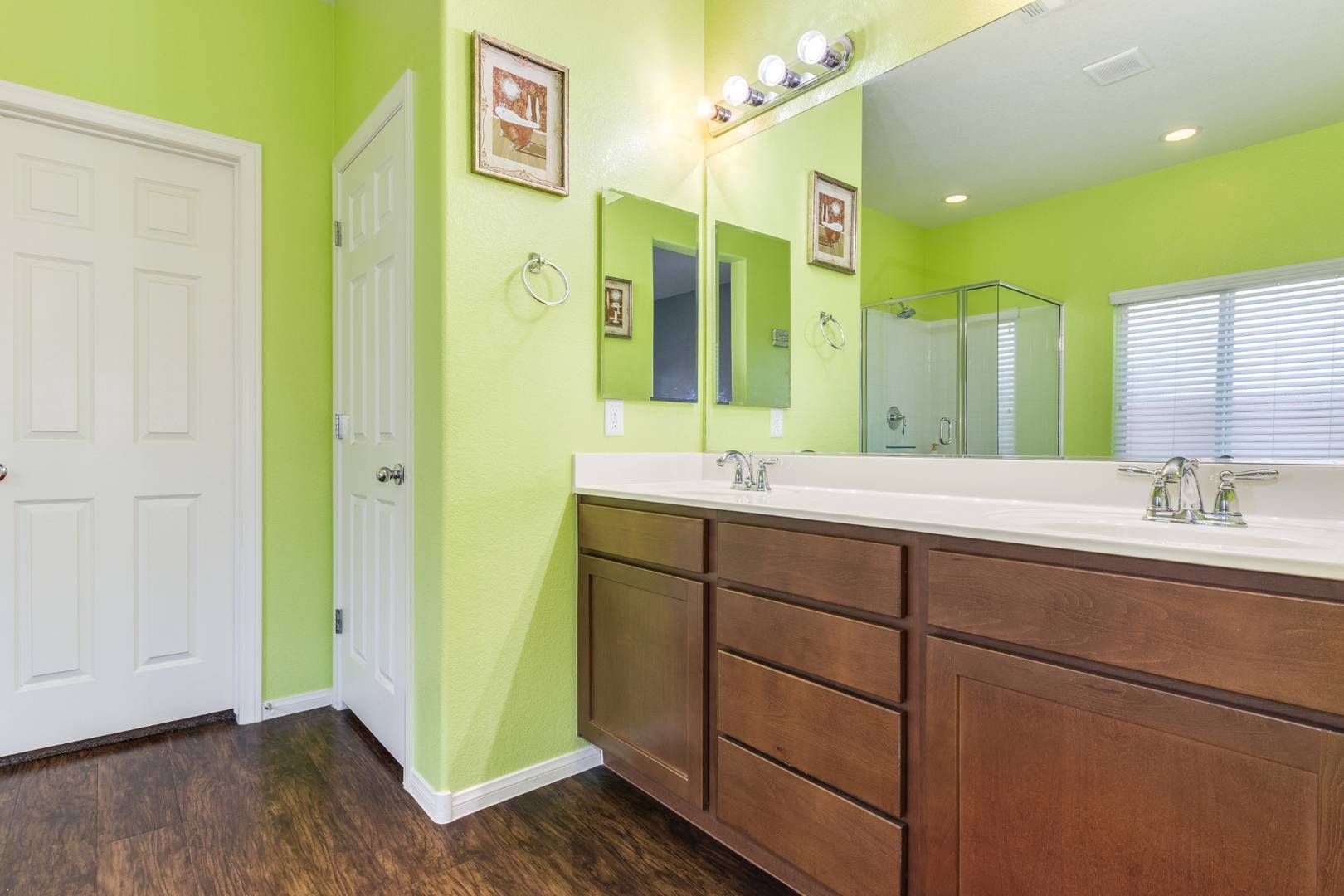 4632 N Del Laguna Ct North Las Vegas, NV 89031