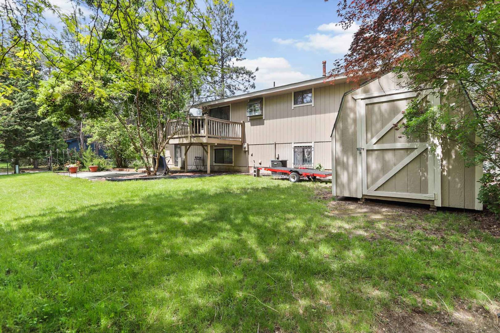 Brivity 12106 N. Fairwood Dr. Spokane, WA 99218 Virtual Tour