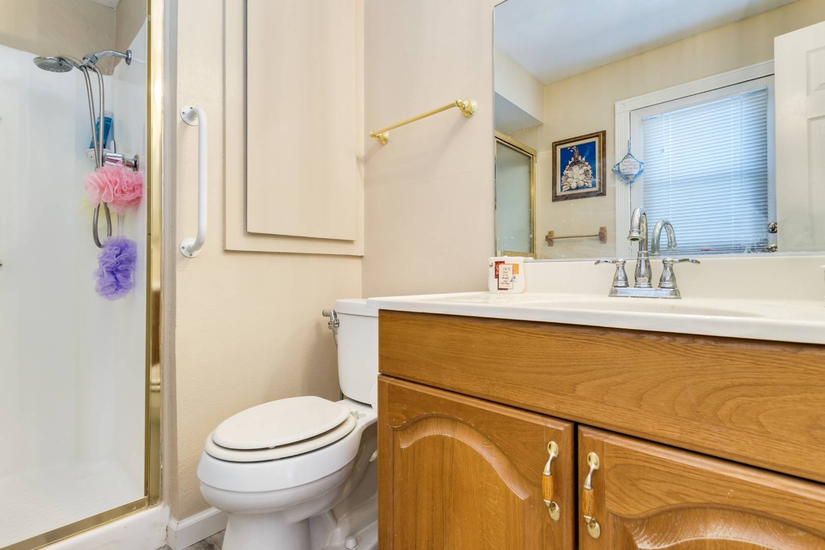 3926 East Viking Road Las Vegas, NV 89121