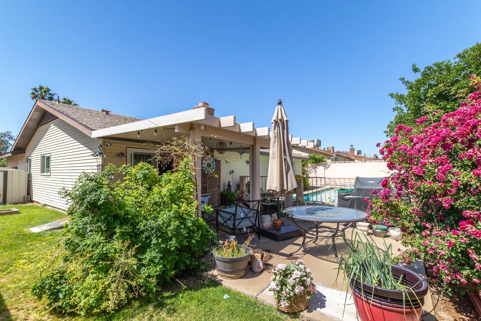 3926 East Viking Road Las Vegas, NV 89121