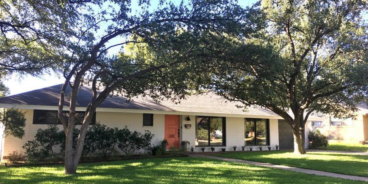 Brivity 2209 Stanolind Ave Midland, TX 79705