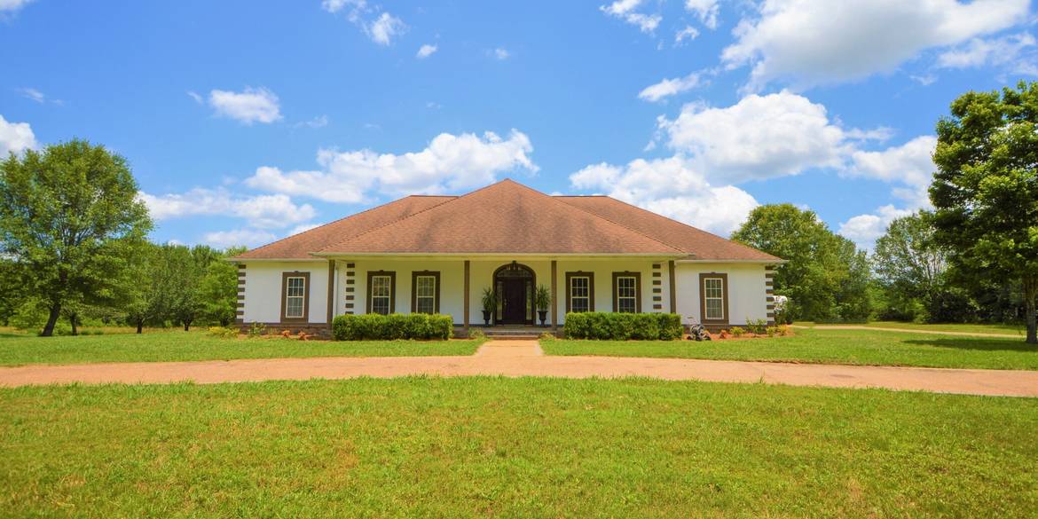 Brivity 1708 Taylor Thurston Rd Columbus, MS 39701