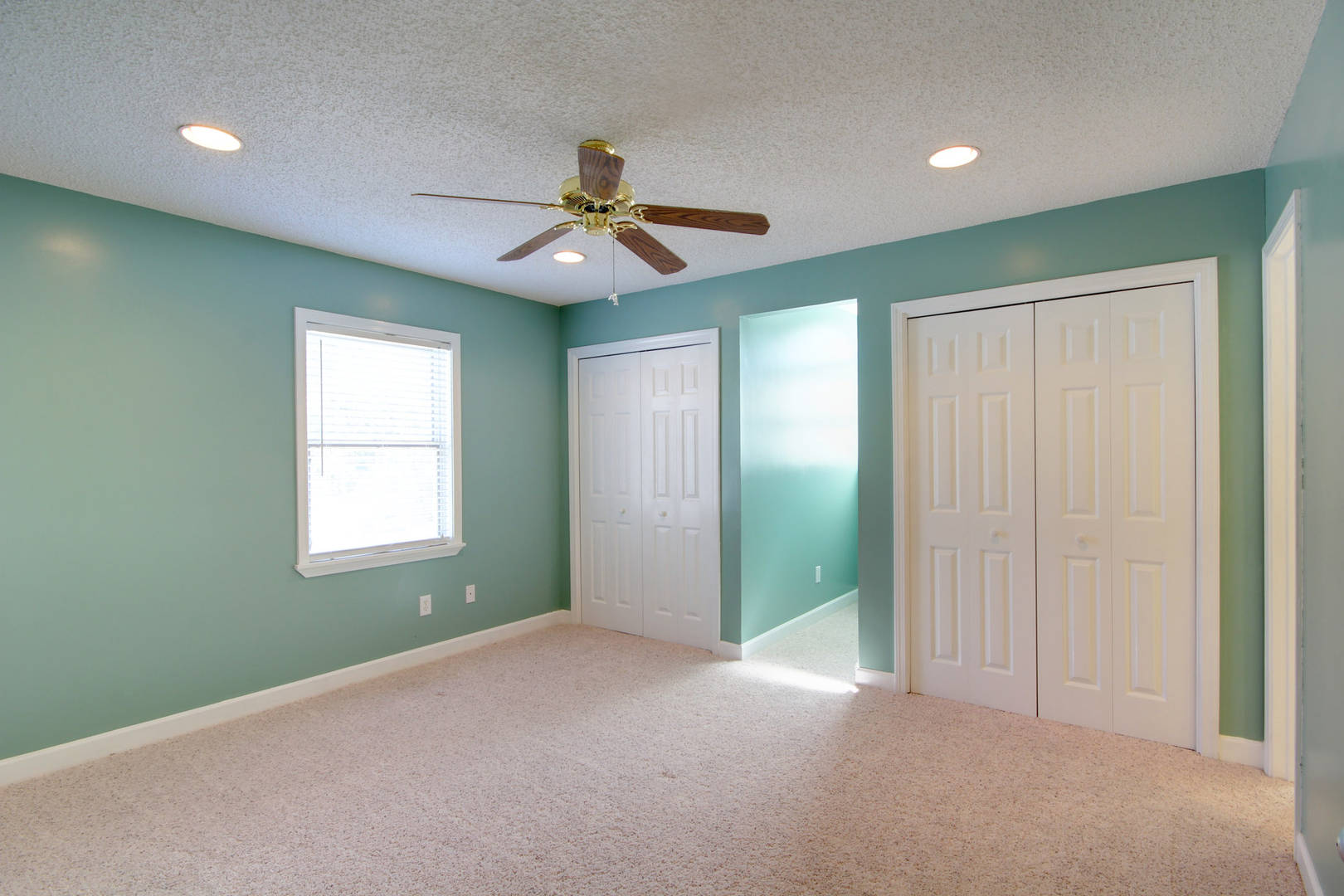 Brivity 2450 River Forest Drive Mobile, AL 36605 Virtual Tour