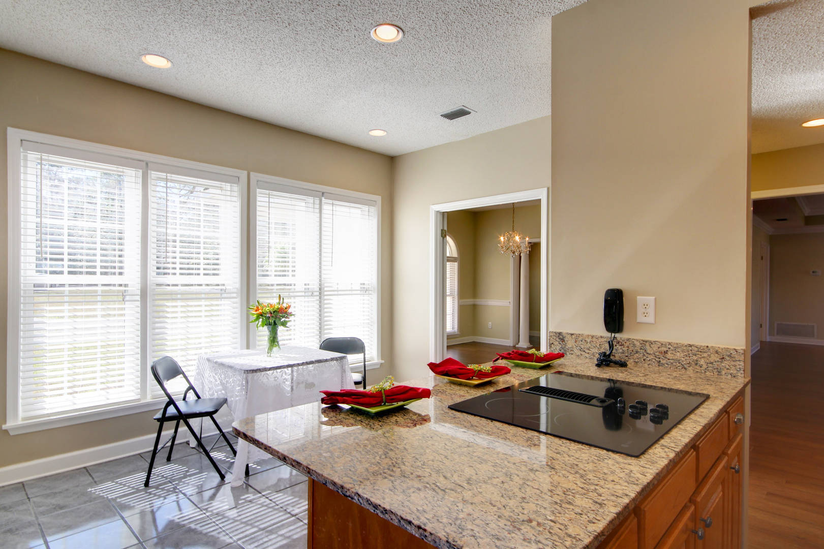 Brivity 2450 River Forest Drive Mobile, AL 36605 Virtual Tour