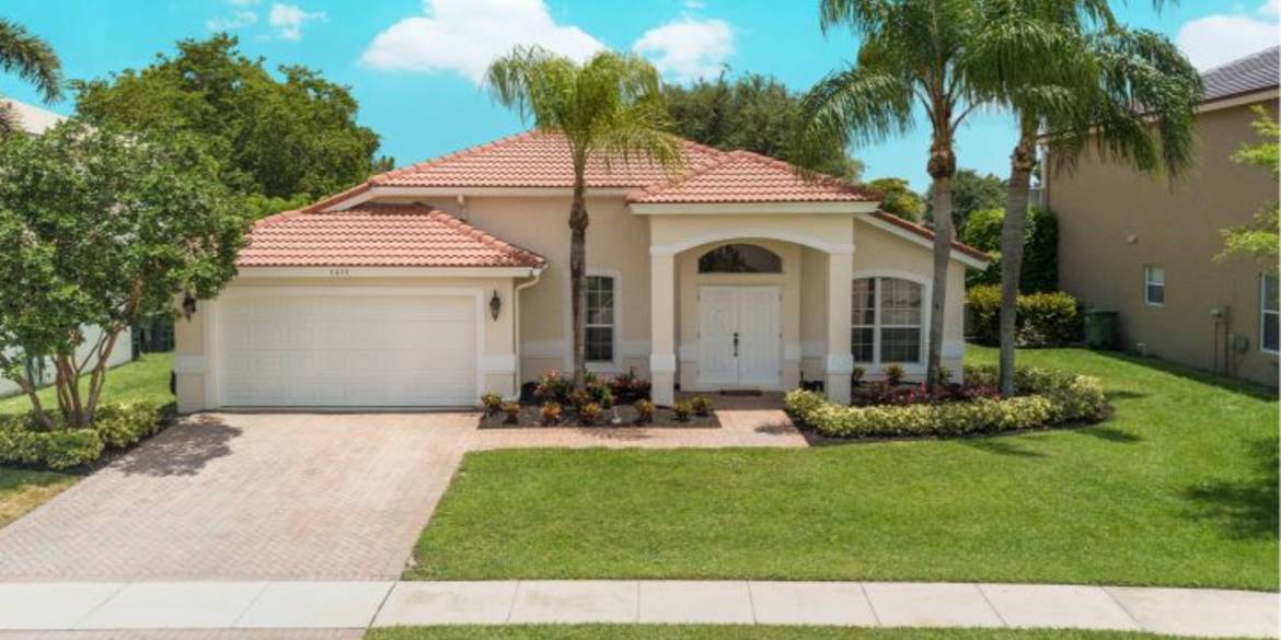 Brivity 1611 Corsica Drive West Palm Beach, FL 33414