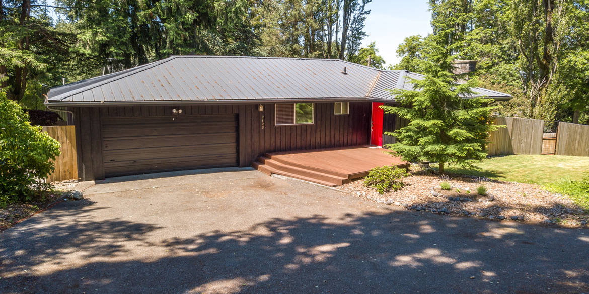 Brivity 2423 Old Lakeway Drive Bellingham, WA 98229