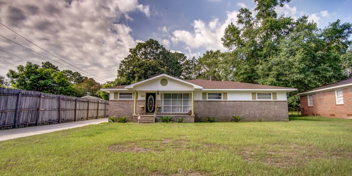 Brivity 5307 Forest Park Drive Mobile, AL 36618