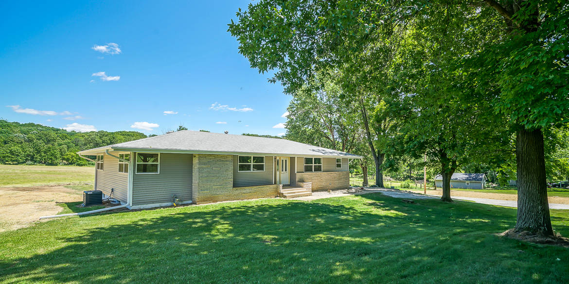 Brivity 7914 S Gerdes Road Mapleton, IL 61547