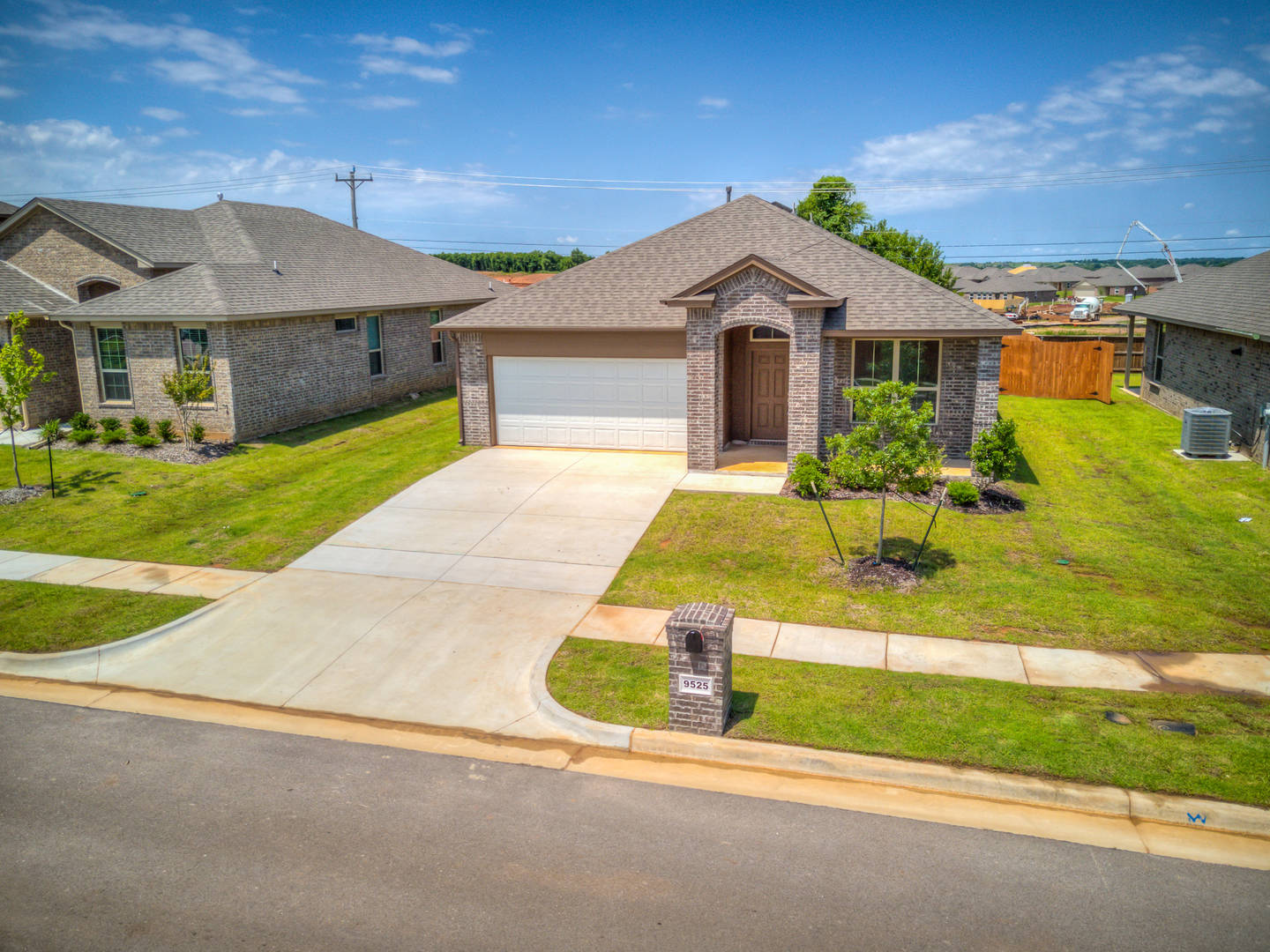 9525 Timberwind Ln Yukon, OK 73099