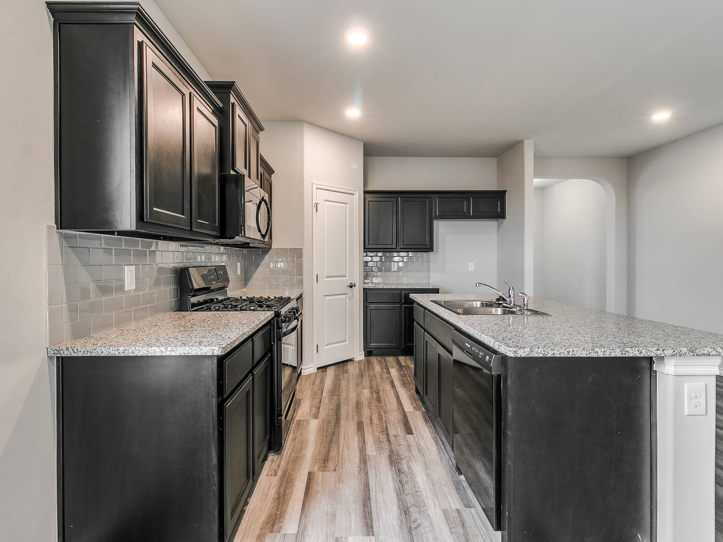 9525 Timberwind Ln Yukon, OK 73099