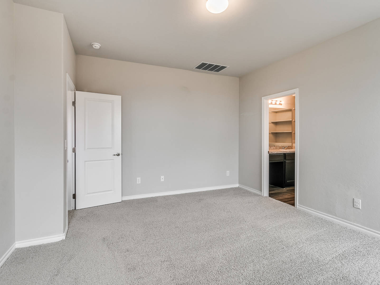 9525 Timberwind Ln Yukon, OK 73099