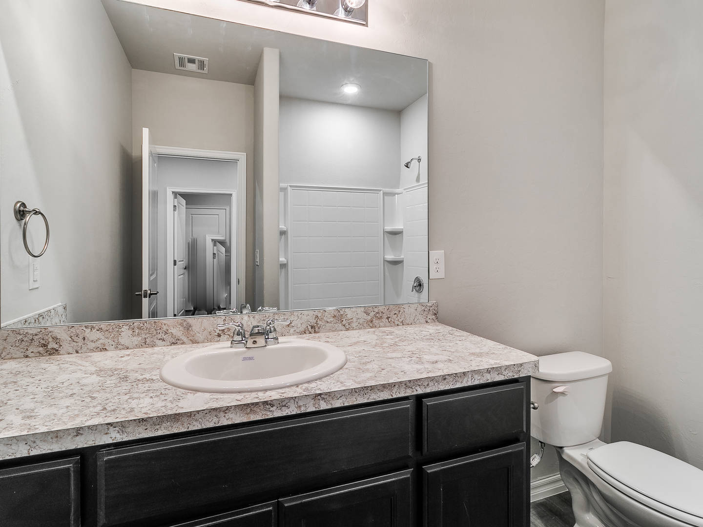 9525 Timberwind Ln Yukon, OK 73099