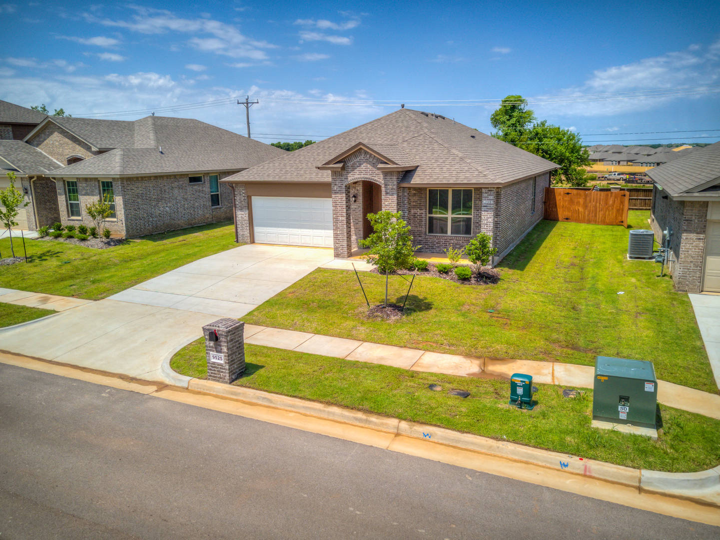 9525 Timberwind Ln Yukon, OK 73099